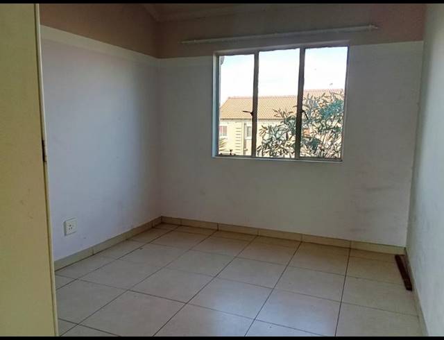 2 BEDROOM APARTMENT FOR SALE IN HALFWAY GARDENS